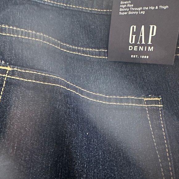 GAP High Rise Favorite Jegging with Washwell - 20/35 - Picture 6 of 6